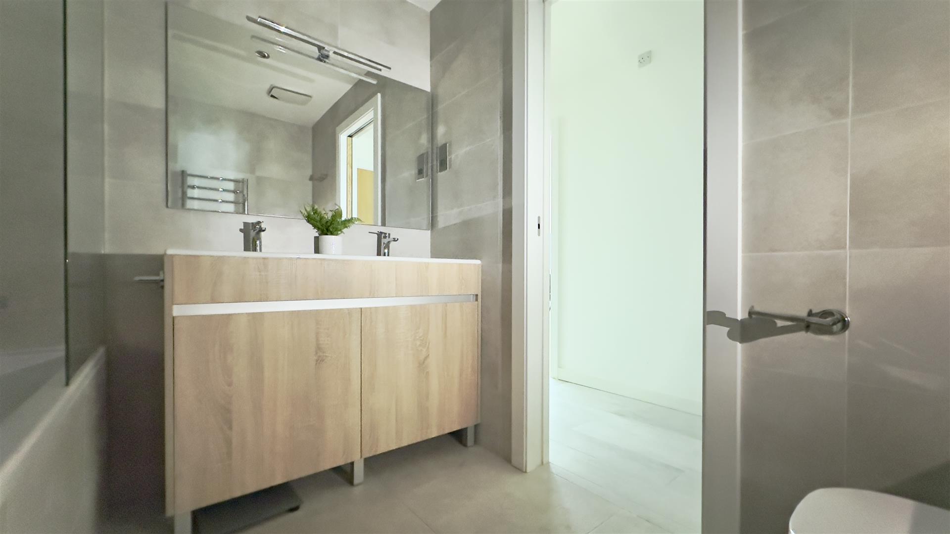 Image of Apartment - 1 Bedrooms - 1 Bathrooms for Rental in Clemence Suites-Gibraltar, Image 6